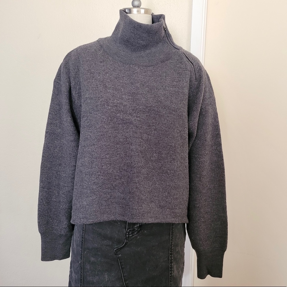 Dkny Wool Turtle Neck Pullover / Sweater - image 2